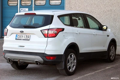 Ford Kuga 2,0 TDCi MT6 AWD Trend 2017, kuva 3/20