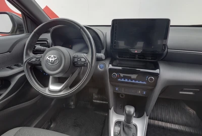 Toyota Yaris Cross 1,5 Hybrid Intense 2024, kuva 3/33