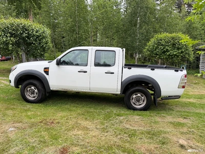 Ford Ranger Double Cab 2,5 TDCi 4x4 AC 2010, photo 2/12