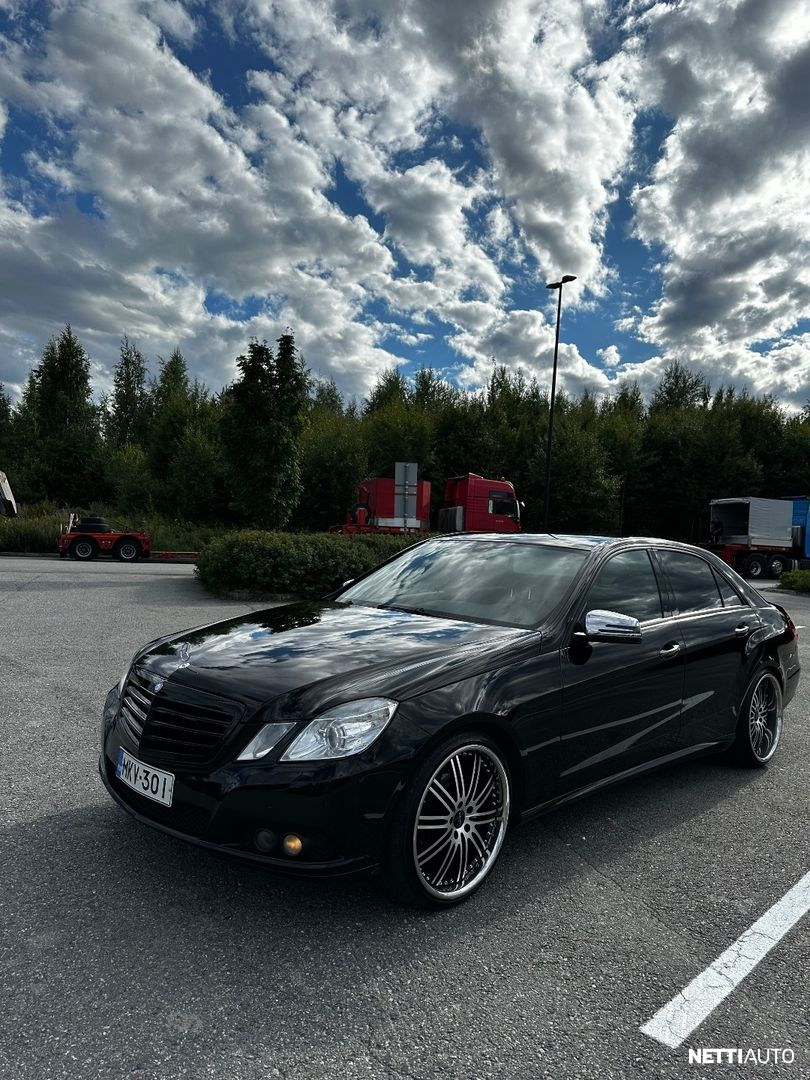 Mercedes-Benz E