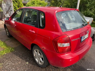 Kia Cerato 1,6 LX HB 5D 2006, photo 3/7