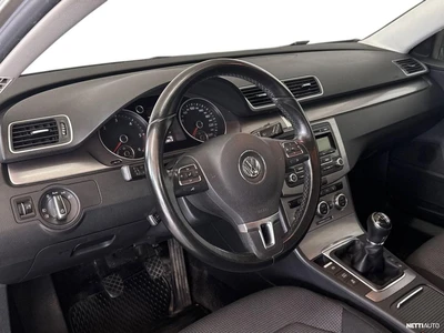 Volkswagen Passat 2013, kuva 7/34