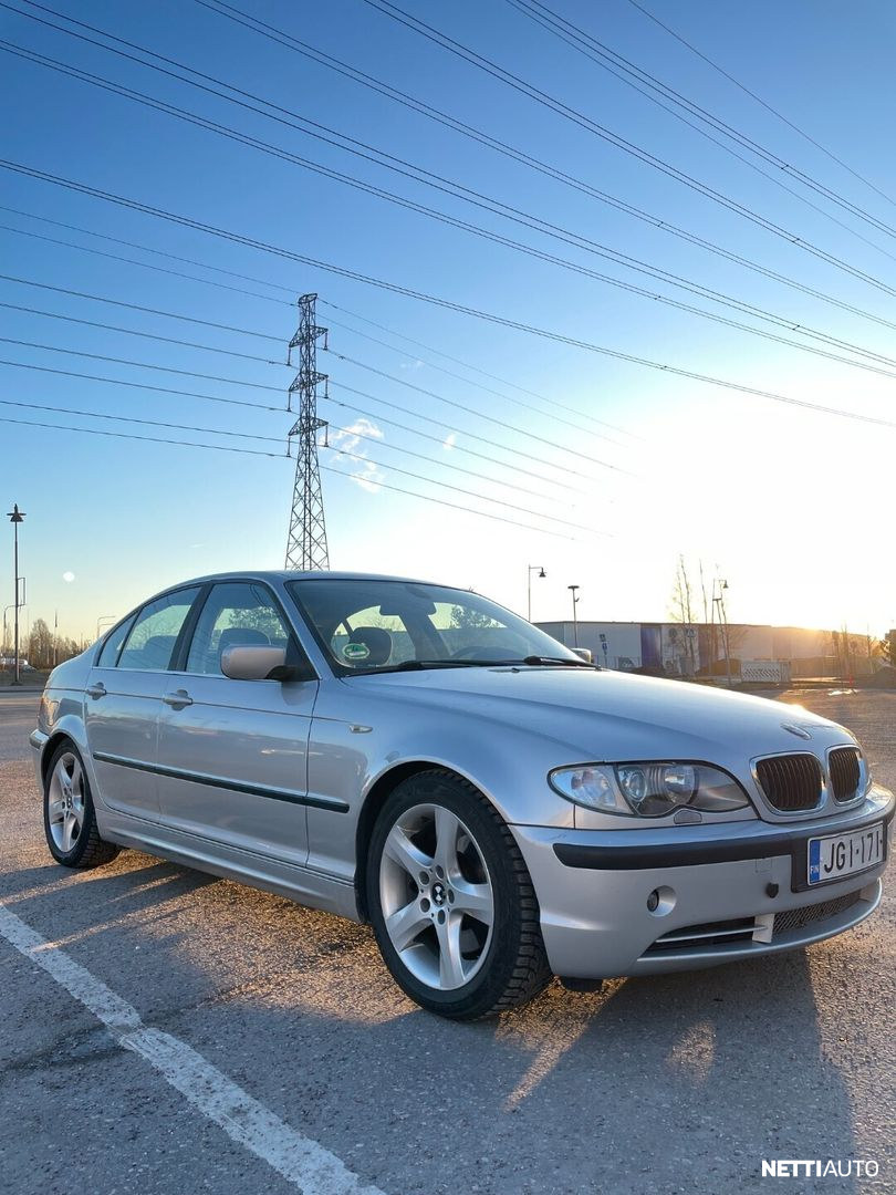 BMW 330