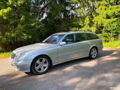 Mercedes-Benz E 2004, kuva 2/11