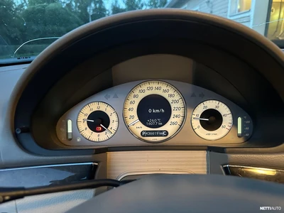 Mercedes-Benz E 270 CDI 2003, kuva 7/8