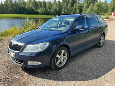 Skoda Octavia 2012, kuva 3/17