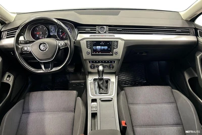 Volkswagen Passat 2015, kuva 7/22