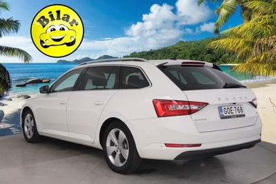 Skoda Superb 2020, photo 4/32
