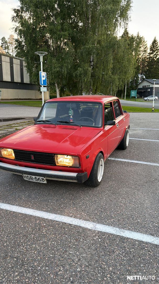 Lada 1500