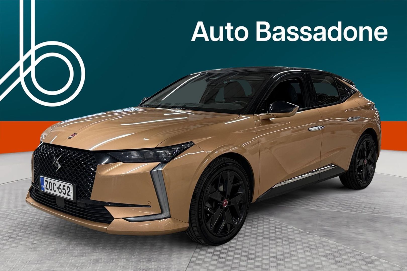 DS 4