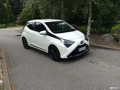 Toyota Aygo 1,0 VVT-i Launch Edition 5ov 2018, kuva 1/17