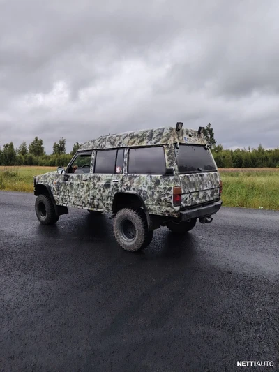 Nissan Patrol 1987, kuva 4/11