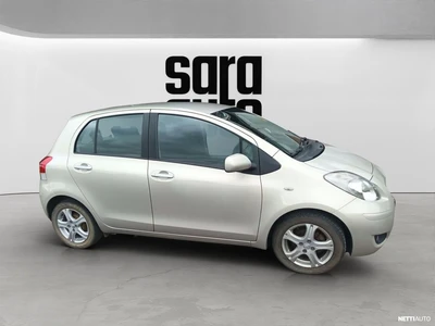 Toyota Yaris 2010, kuva 4/5