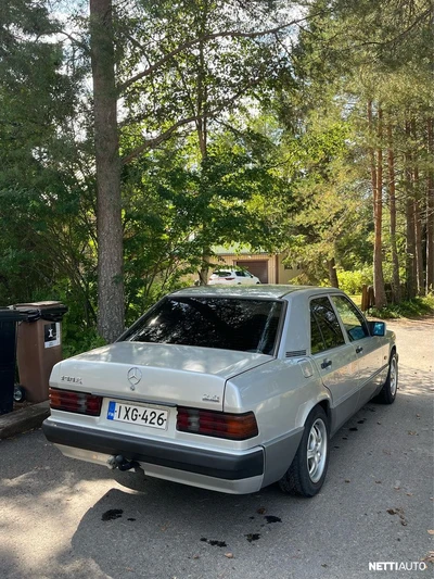 Mercedes-Benz 190 1992, kuva 3/17