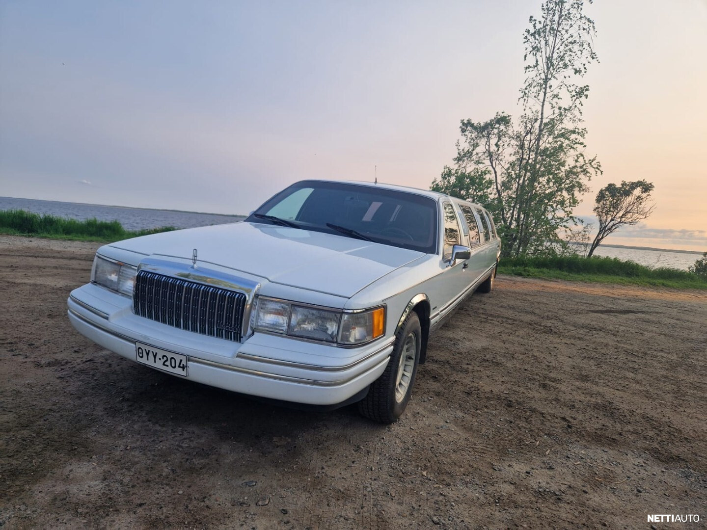 Lincoln Town Car