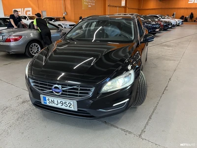 Volvo V60 Volvo V60 D4 Business 2015, kuva 2/24
