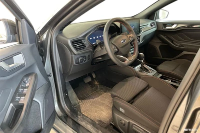 Ford Focus 2024, photo 3/4