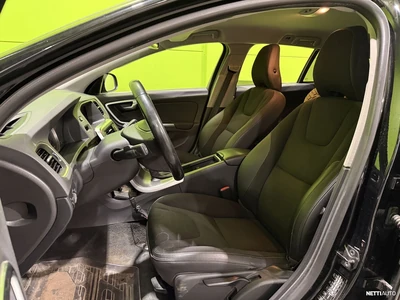 Volvo V60 2012, photo 4/9