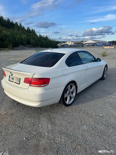 BMW 320 2008, photo 3/24
