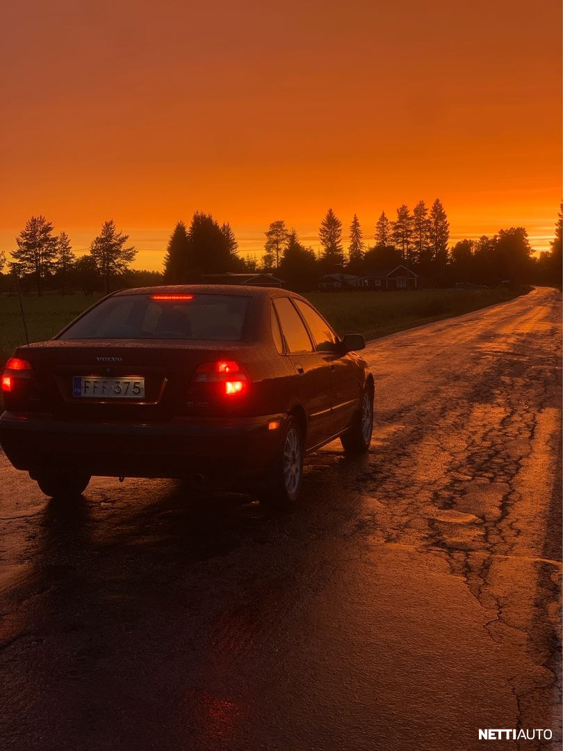 Volvo S40