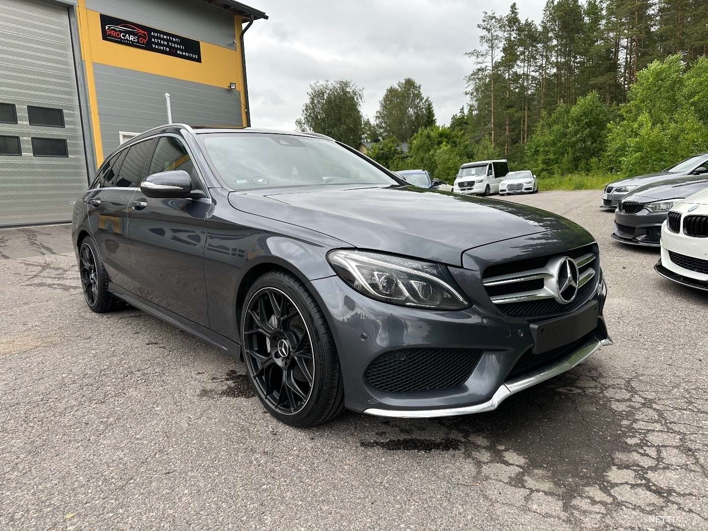 Mercedes-Benz C 220
