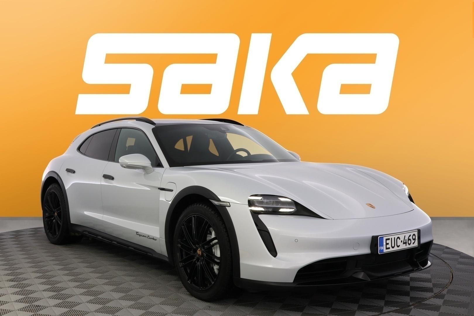 Porsche Taycan Turbo Cross Turismo