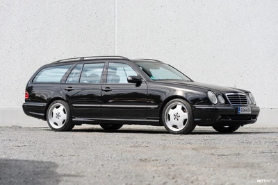 Mercedes-Benz E 55 AMG E 55 AMG 2001, photo 4/18