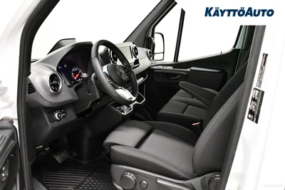 Mercedes-Benz Sprinter 2025, photo 4/12