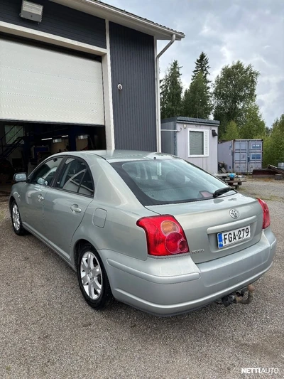 Toyota Avensis 2003, photo 4/10