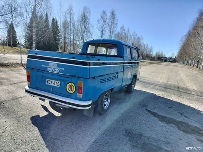 Volkswagen Kleinbus Doppelkabine 1975, photo 5/14