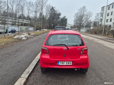Toyota Yaris 2003, photo 5/18