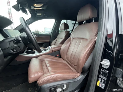 BMW X5 G05 xDrive45e A Charged Edition 2021, kuva 3/4