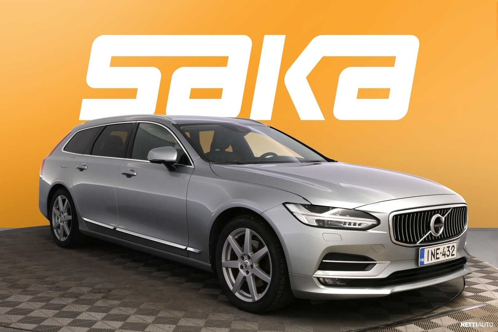 Volvo V90