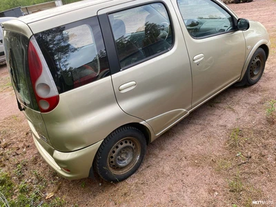 Toyota Yaris Yaris Verso 2002, kuva 2/9