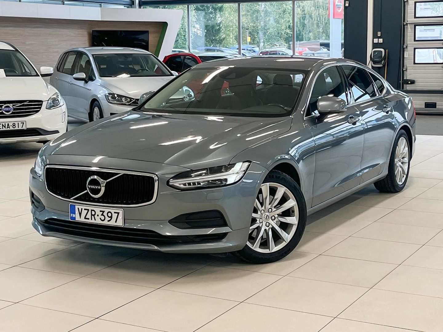 Volvo S90