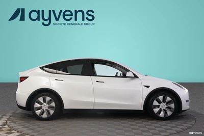 Tesla Model Y Long Range 2022, photo 3/22