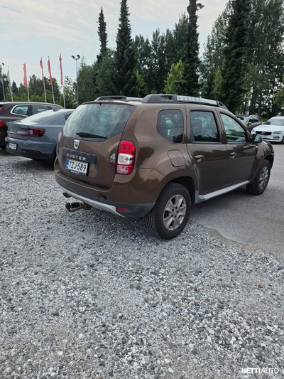 Dacia Duster dCi 110 4x4 Laureate 2014, photo 2/4