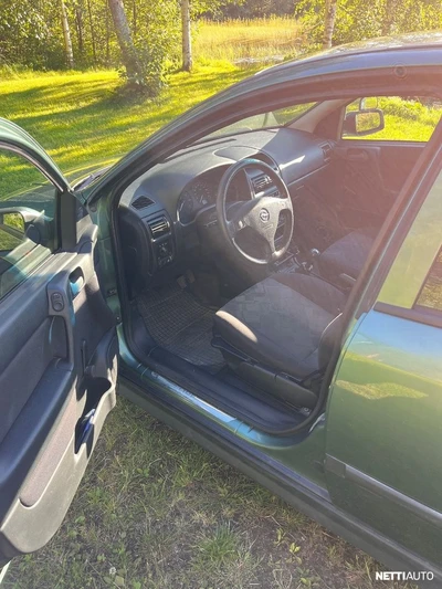 Opel Astra 1998, photo 7/20