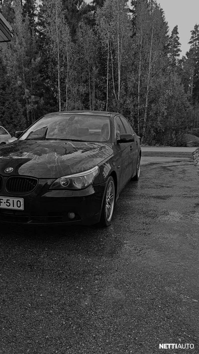 BMW 525 i 2004, photo 2/14