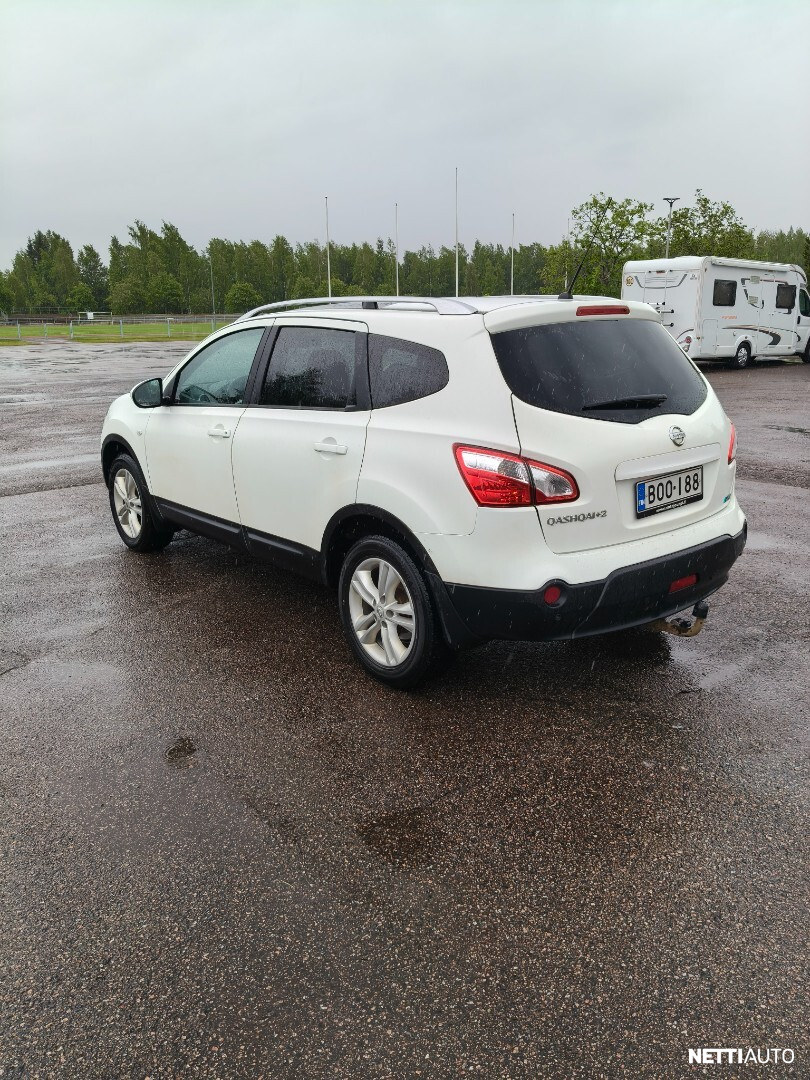 Nissan Qashqai+2 2011, photo 4/9
