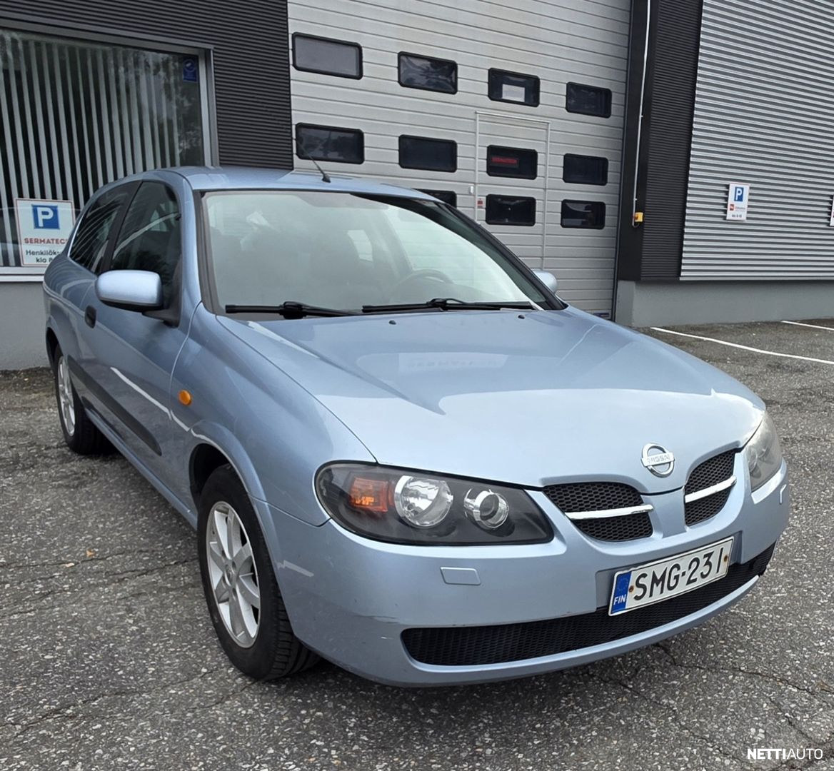 Nissan Almera
