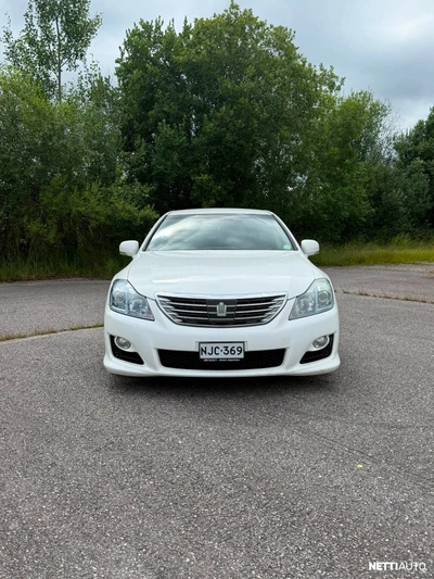 Toyota Crown 2008, kuva 2/8