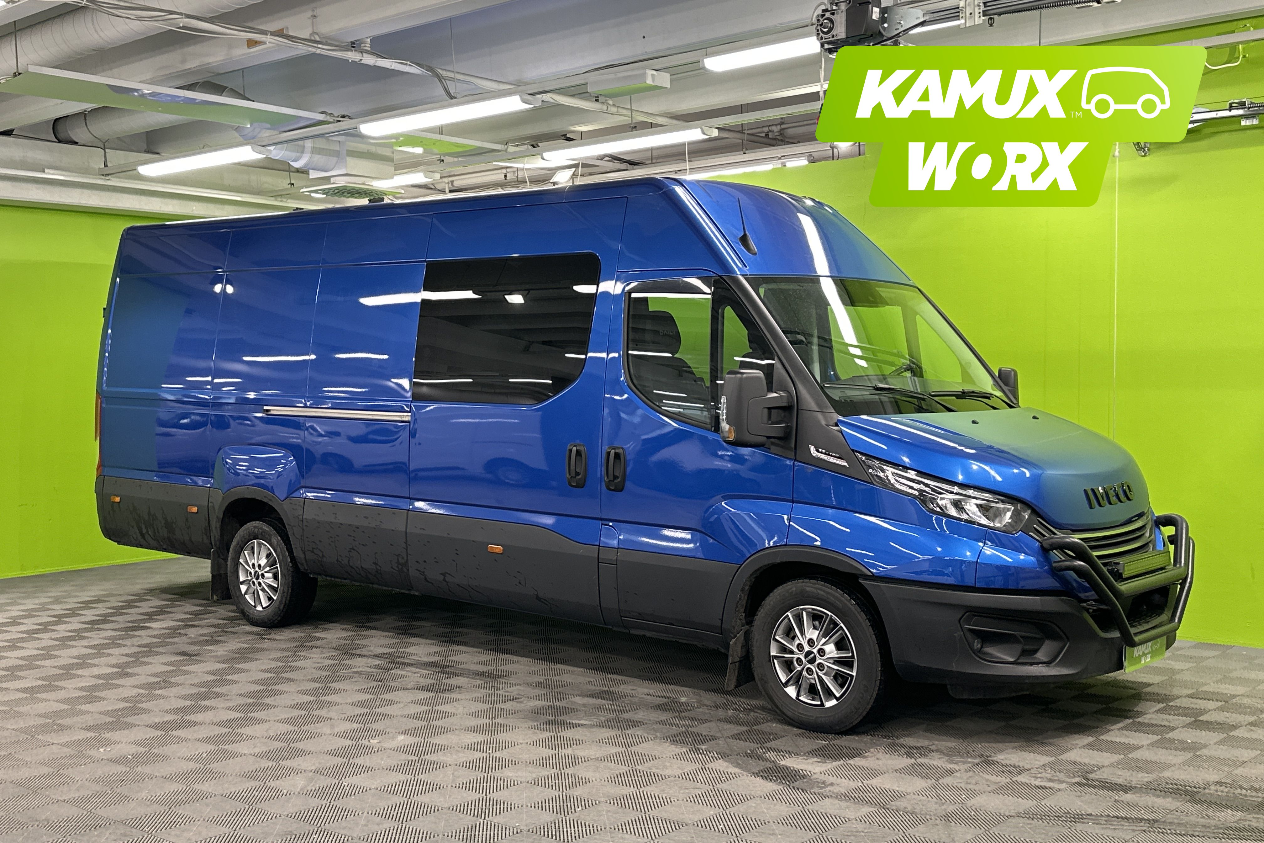 Iveco Daily 35S18 3.0 Aut. 2+4 paik. K-A