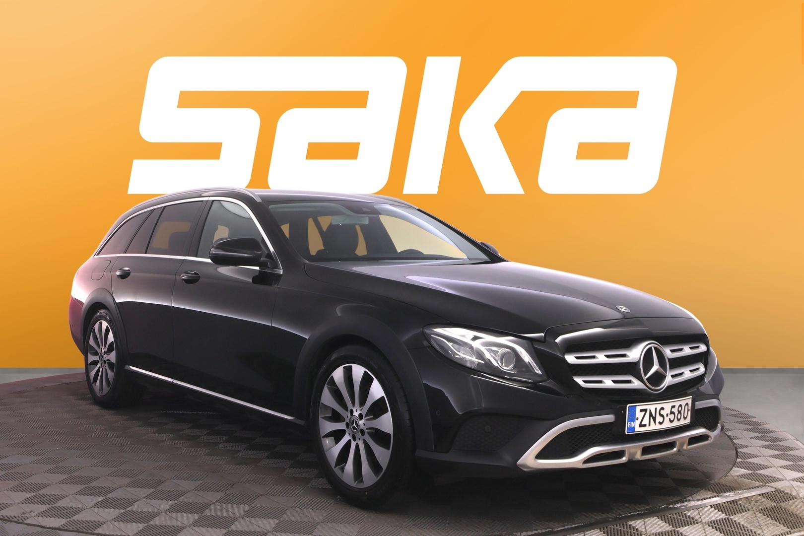 Mercedes-Benz E