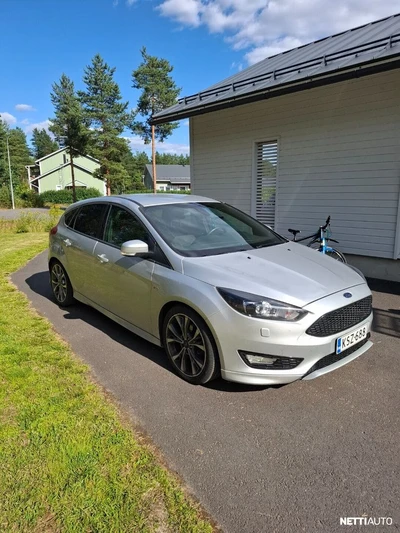 Ford Focus 2017, photo 2/10
