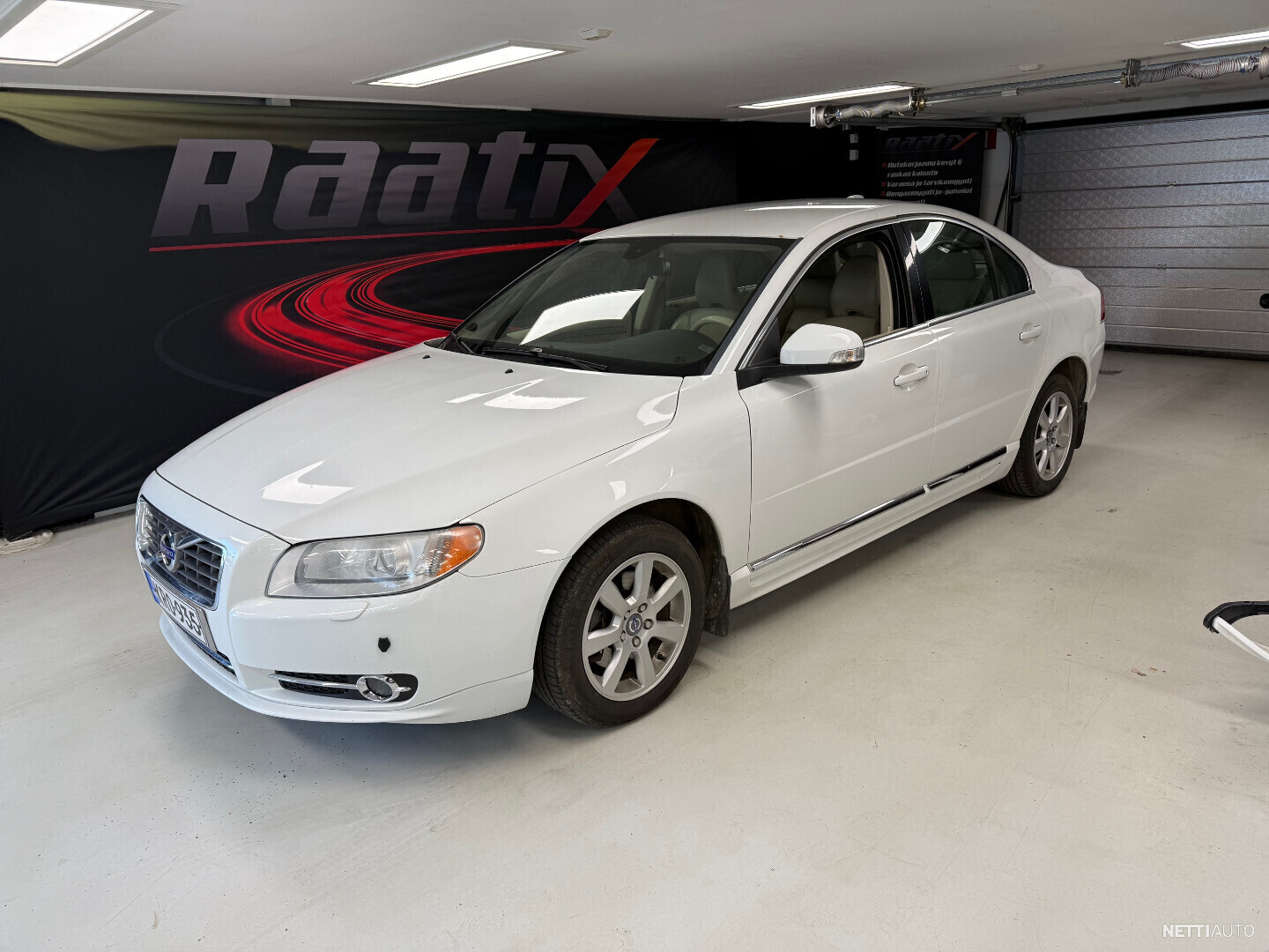 Volvo S80