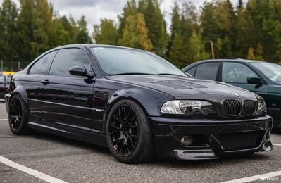 BMW M3 2005, kuva 2/6