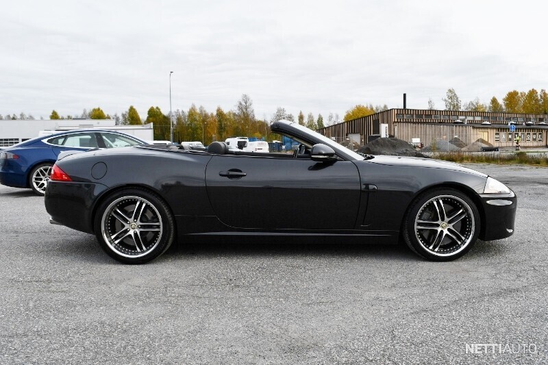 Jaguar XKR