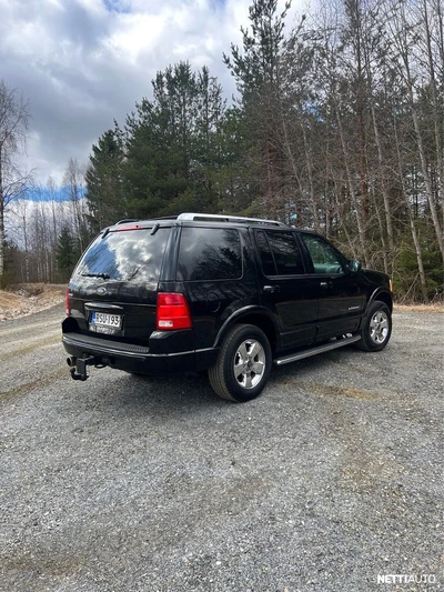 Ford Explorer 2005, kuva 4/11