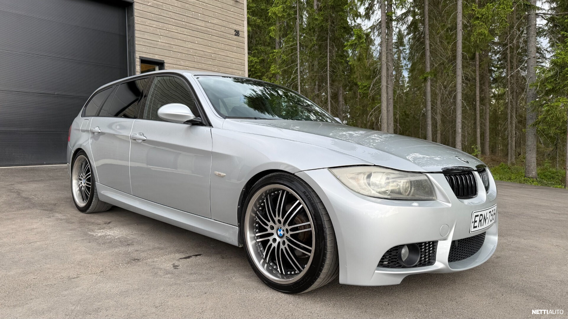 BMW 325
